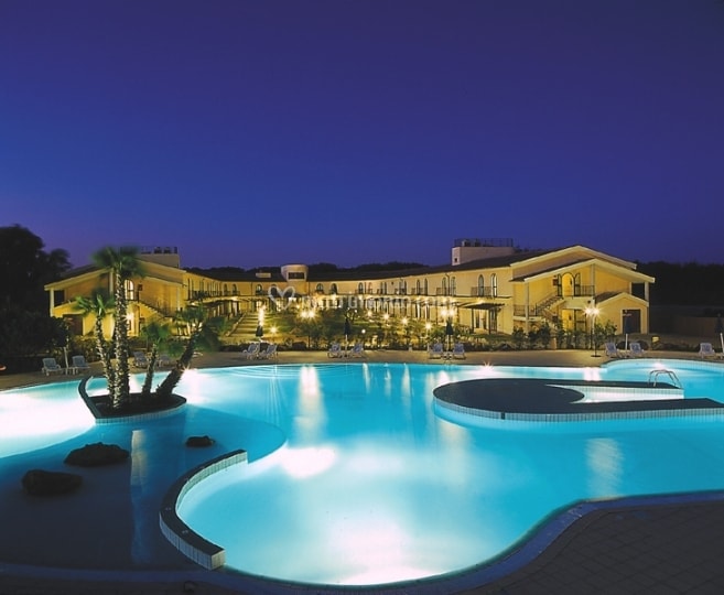 HORSE COUNTRY RESORT
